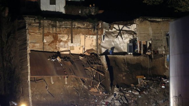 Víctimas de derrumbe de Valparaíso planeaban cambiarse de casa este viernes