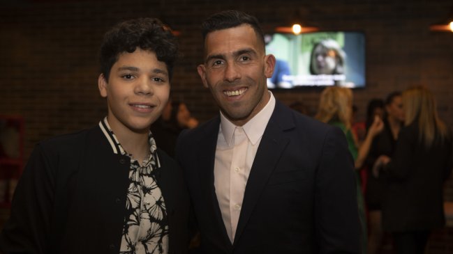 Actor que interpreta a Carlos Tévez en Netflix: 