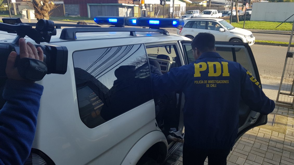 San Pedro de la Paz: Detienen a adolescente acusado de robar artículos electrónicos a estudiantes