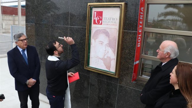 Rancagua: Teatro Regional Lucho Gatica oficializó su nombre