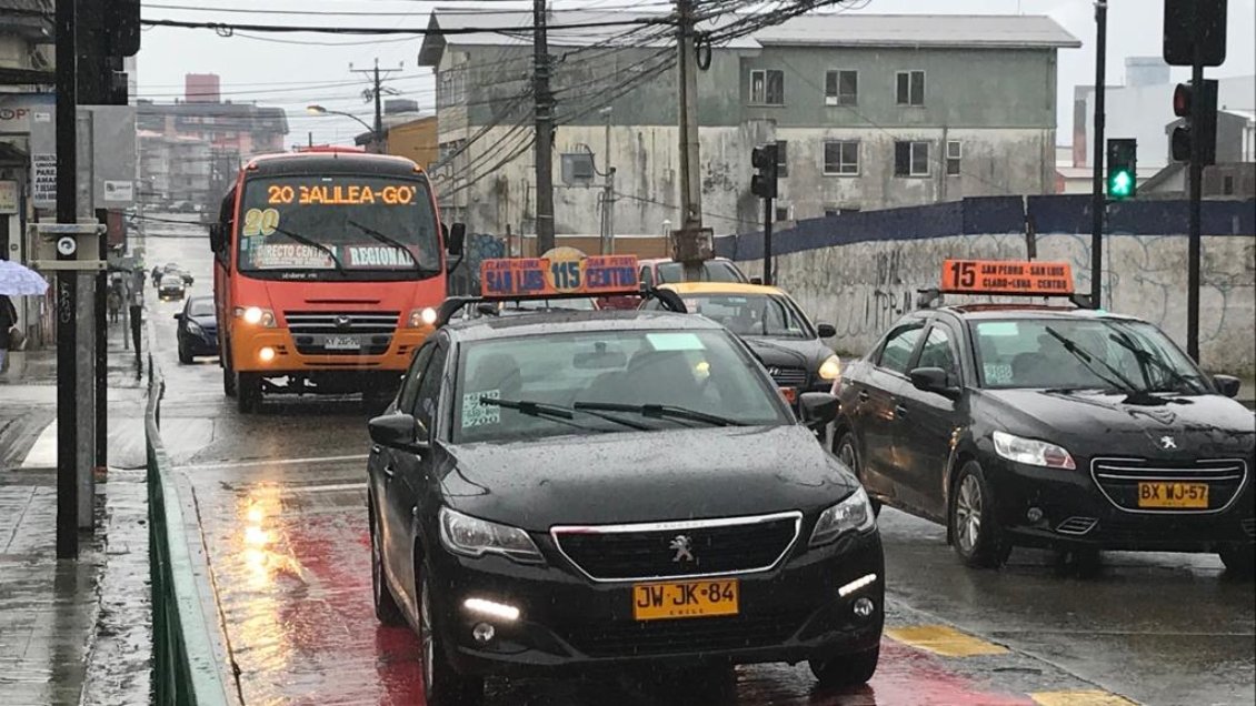 Valdivia: Colectiveros logran acuerdo con seremi de Transportes y suspenden paro