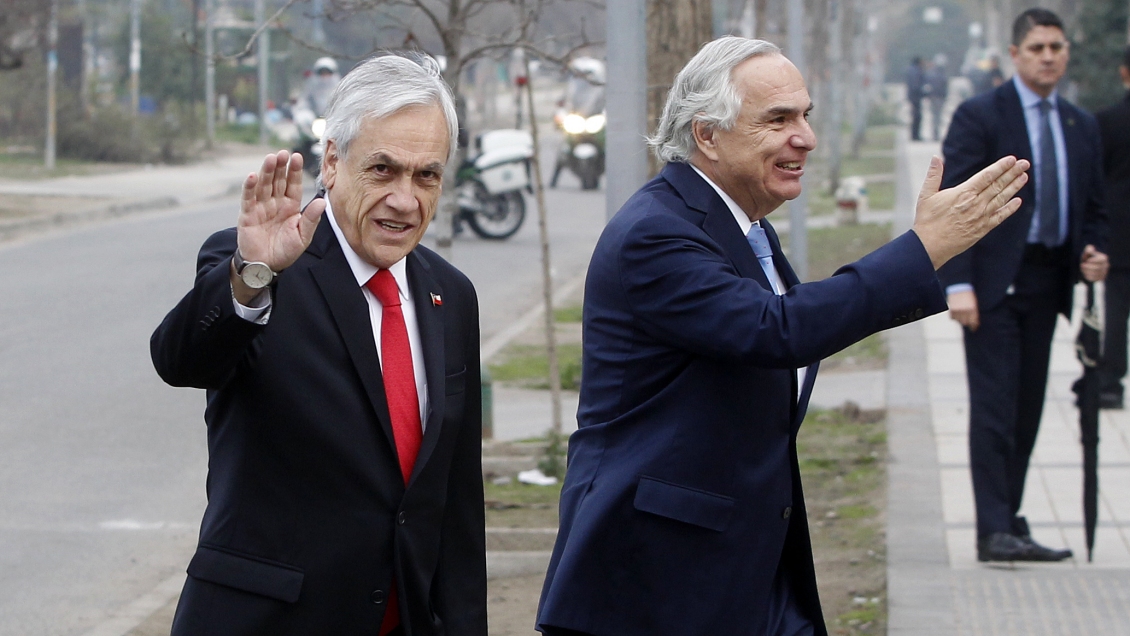 Piñera llegó de sorpresa al encuentro entre Chadwick y presidentes de Chile Vamos