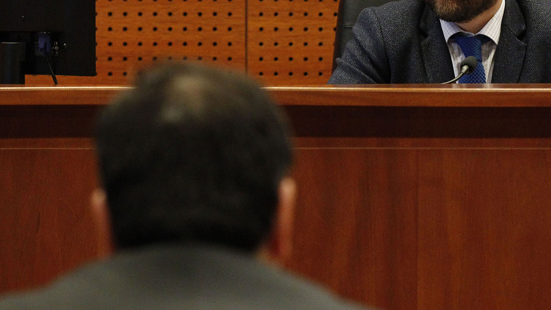 Ordenan nuevo juicio contra taxista absuelto por caso de abuso contra una niña