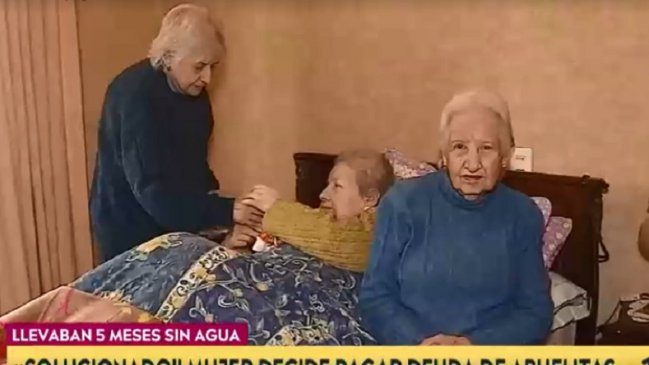 Mujer donó 1,9 millones de pesos a abuelitas que vivían sin agua