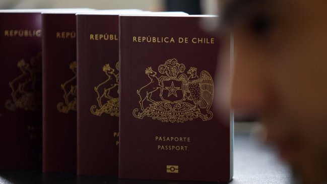 Prisión preventiva para funcionarios del Registro Civil acusados de falsificar pasaportes y cédulas