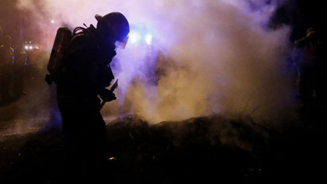 Lo Barnechea: Incendio consumió una vivienda en campamento Juan Pablo II