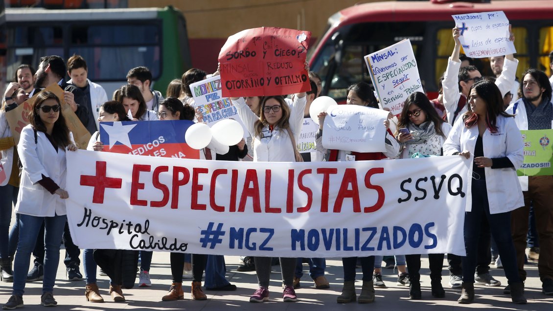 Paro de médicos generales de zona cumplió una semana