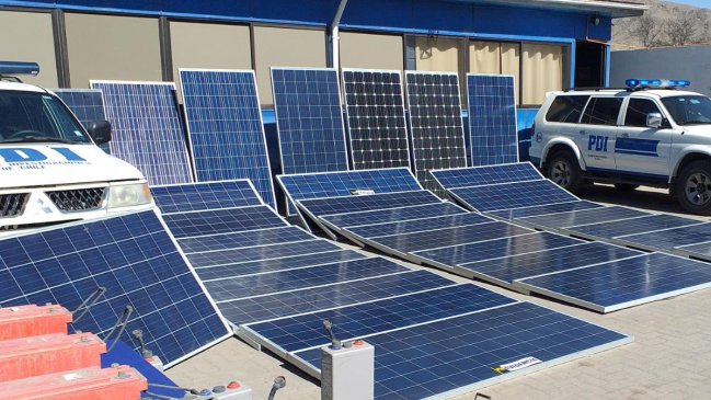 Diligencias en cuatro regiones permiten desbaratar banda que robó 100 millones en paneles solares