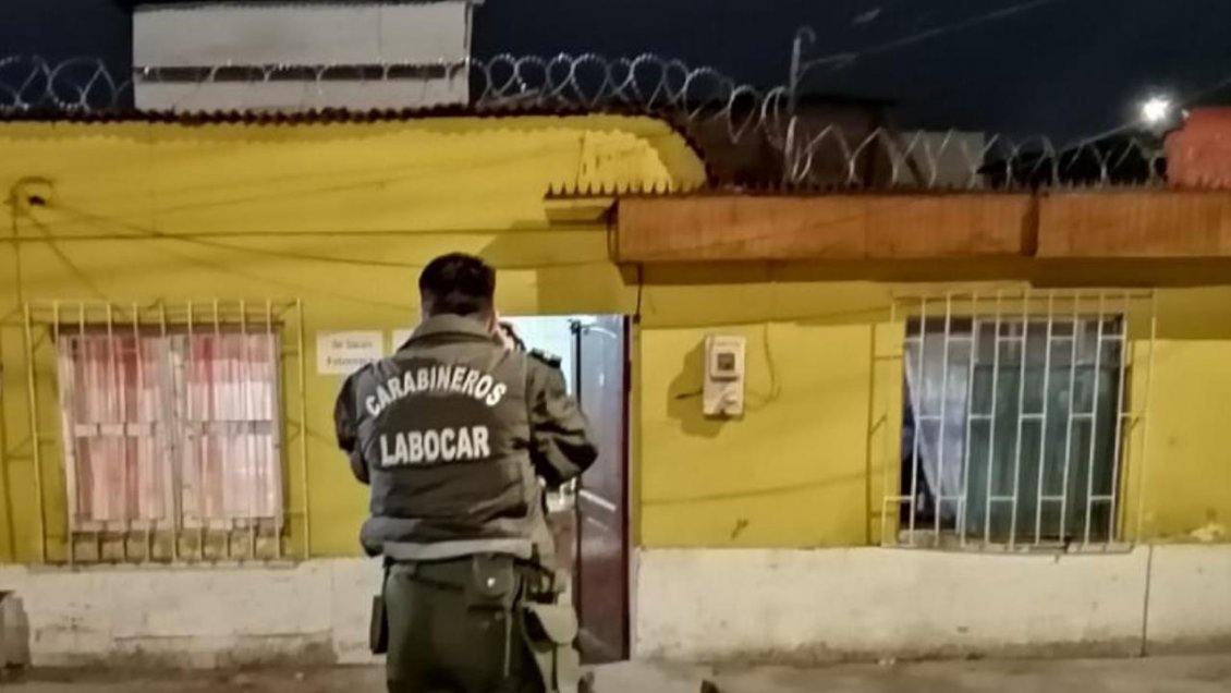 Antofagasta: Sujetos con rostro cubierto balearon a un hombre en su casa