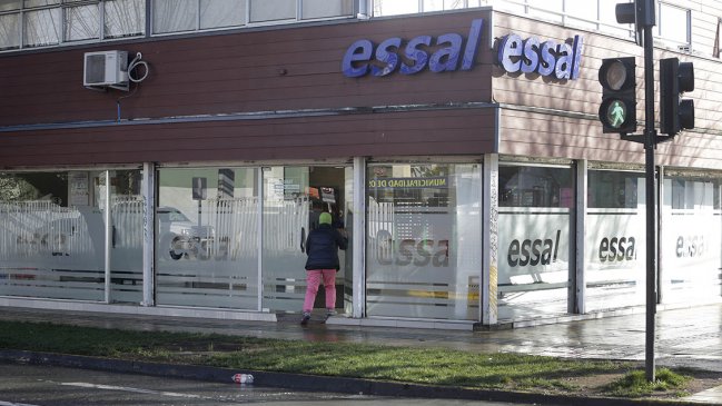 Jueza reabre investigación contra Essal por contaminación de estero en Los Muermos