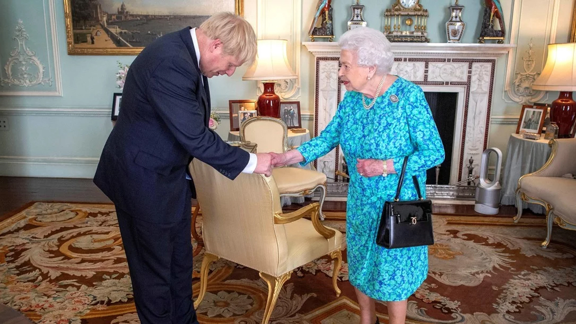 Boris Johnson pedirá a la reina que suspenda el parlamento