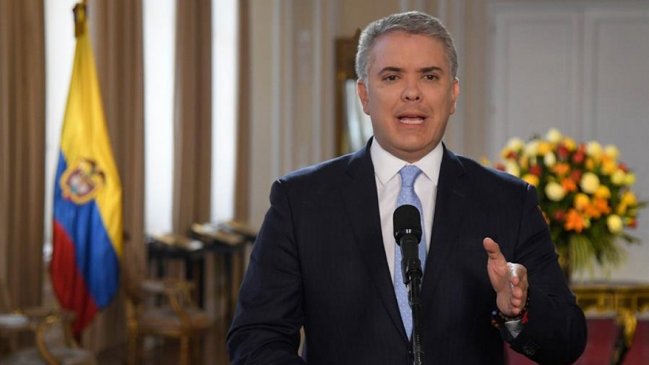 Duque dice que no hay nueva FARC sino narcoterroristas apoyados por Maduro
