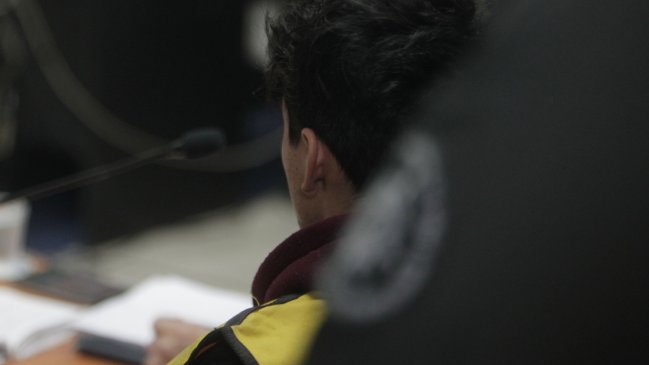 Estudiante que ingresó arma a colegio quedó libre, bajo vigilancia del Sename