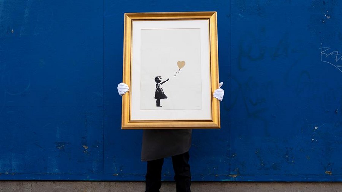Obras del conocido artista Banksy serán rematadas online