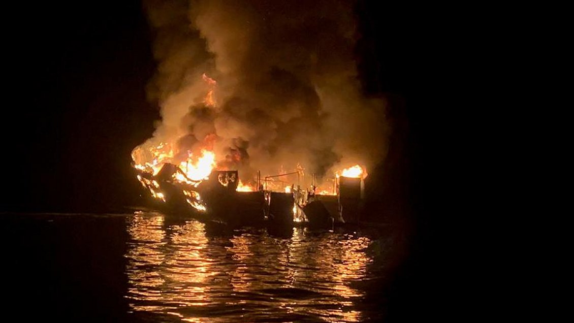 Incendio de un barco en California deja más de 30 desaparecidos
