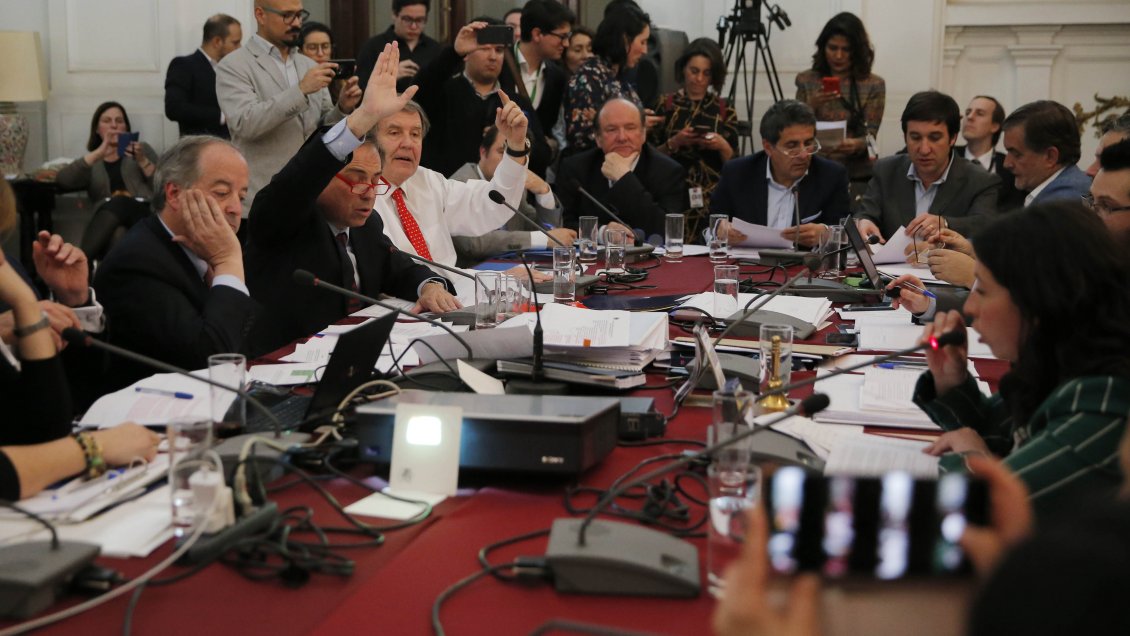 40 Horas: Comisión de Trabajo de la Cámara aprobó artículo clave en tensas sesiones