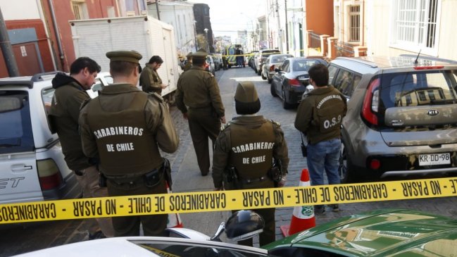 Tribunal amplió plazo de investigación por asesinato de turista canadiense en Valparaíso