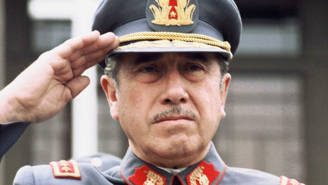 Biógrafo de Pinochet: 