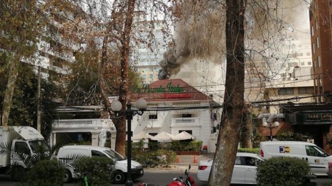 Incendio afectó a restaurante La Piccola Italia de Providencia