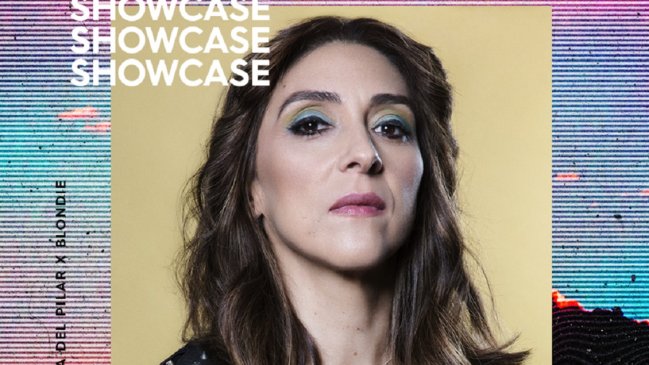 María del Pilar, ex Los Abandoned, se presenta en Blondie