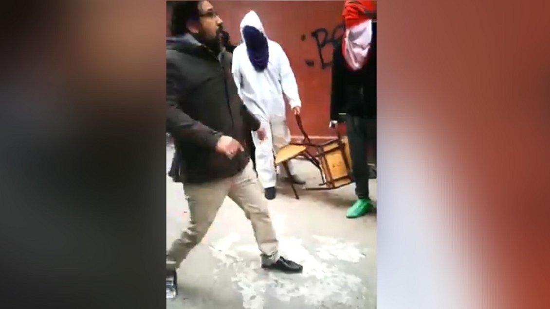Alessandri respaldó a director de liceo que enfrentó y golpeó a encapuchados