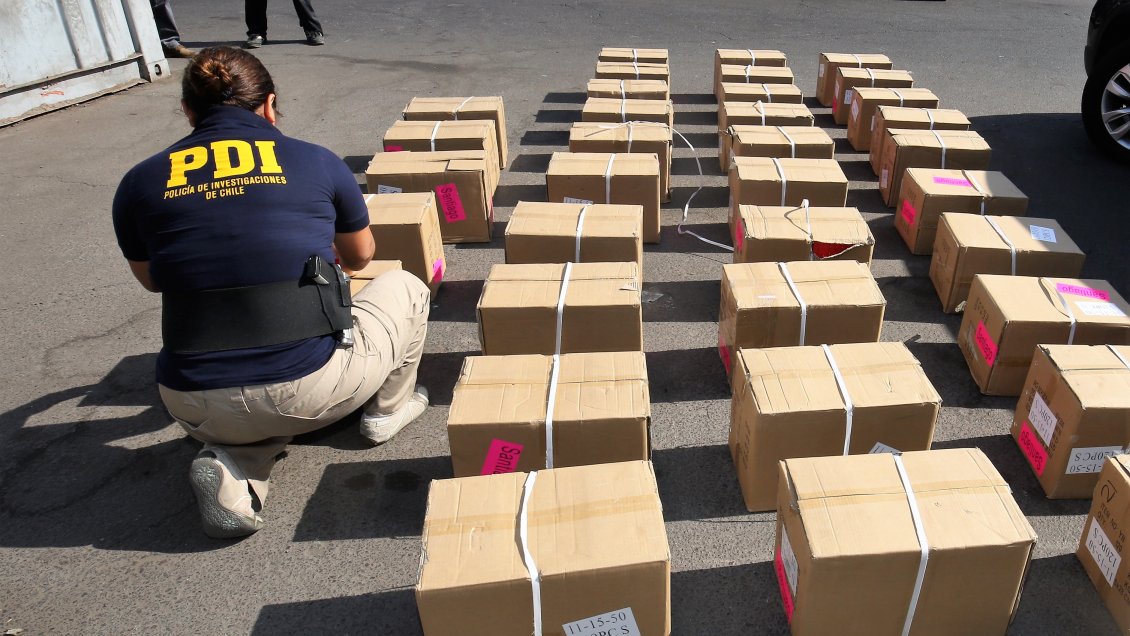 Incautaron productos falsificados avaluados en más de 120 millones de pesos en Iquique