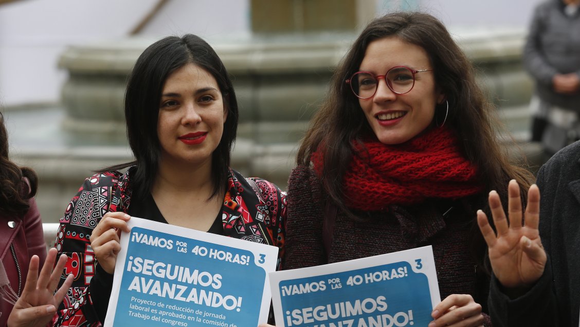 Cadem: Seis de cada diez personas rechaza veto presidencial a proyecto de 40 horas