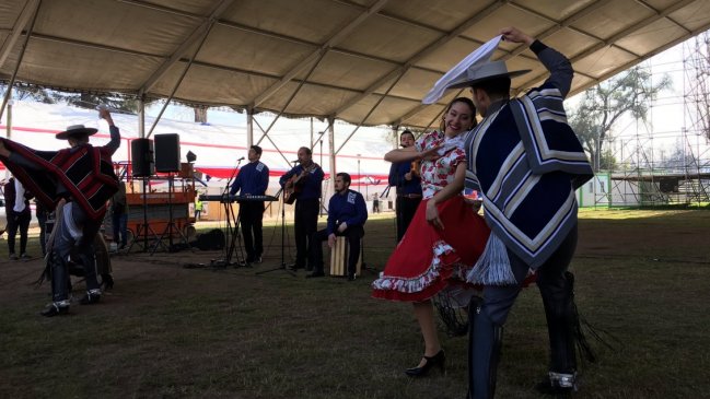Proyectan asistencia de 50 mil personas diarias a las fondas del Parque O'Higgins