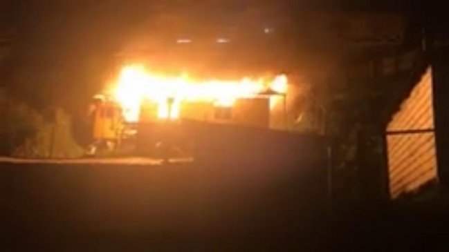 Incendio en barrio antiguo de Puerto Montt dejó en evidencia precariedad de sus calles