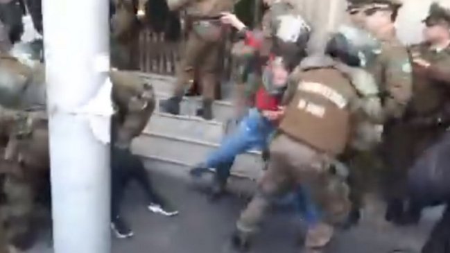 Al menos cinco detenidos por manifestación en Ministerio de Justicia