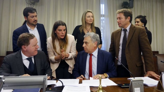 Comisión revisora de acusación contra Cubillos suspendió sesión de este jueves