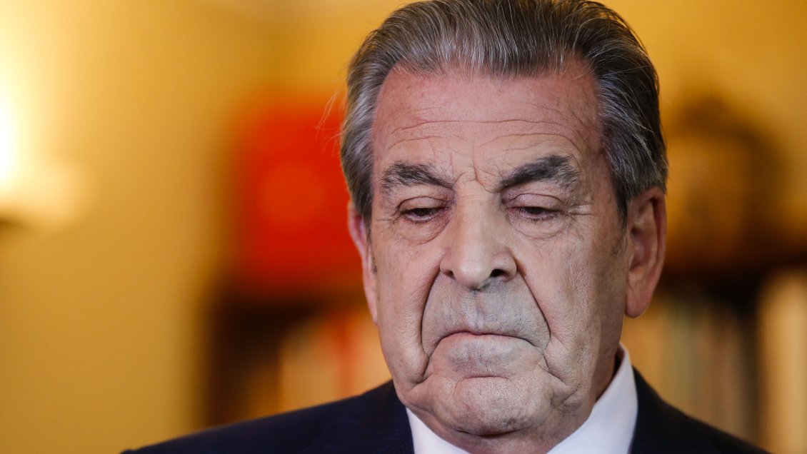 Senadores de oposición entregan su apoyo a ex Presidente Frei