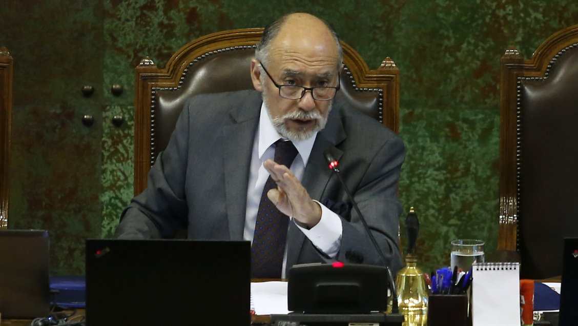 Presidente de la Cámara Baja desestimó críticas por ausencia en Te Deum