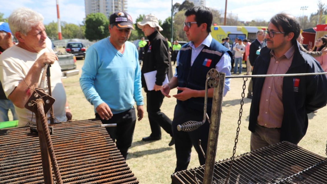 Valparaíso: Media tonelada de comida incautada y más de 100 sumarios sanitarios dejaron las fiestas patrias