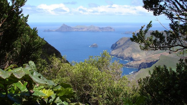 Frente Amplio llevó a Contraloría la polémica por el tesoro de Juan Fernández