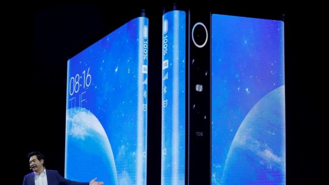 Xiaomi presentó teléfono con cámara de 108 megapixeles y pantalla 