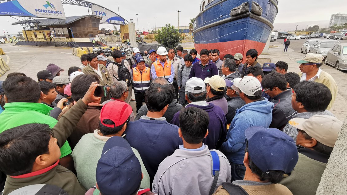 Negociaciones de tarifas entre el puerto de Arica y Servicios Portuarios de Bolivia tienen en jaque a transportistas