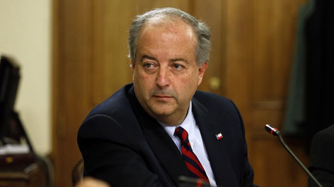 Diputada Yeomans pedirá que el ministro Monckeberg explique por qué 