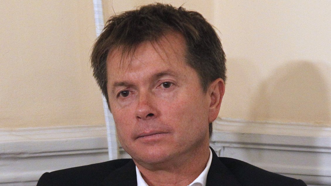 Gobierno mantiene en el cargo a Felipe Salaberry, que niega 