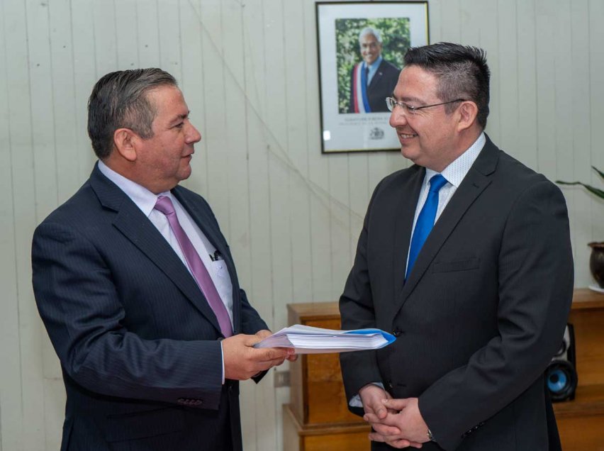 Contador auditor asumió como nuevo director del Hospital de Yungay