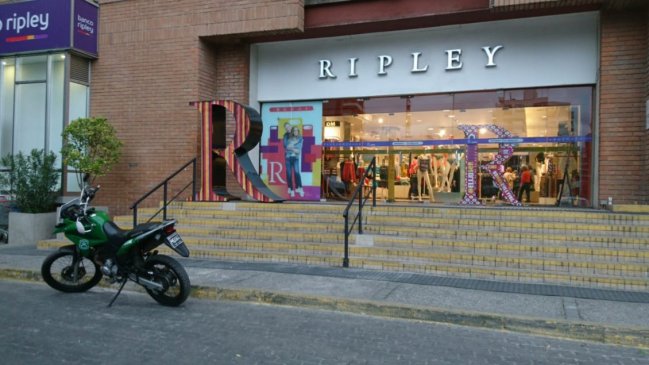 Delincuentes armados asaltaron el Mall Parque Arauco