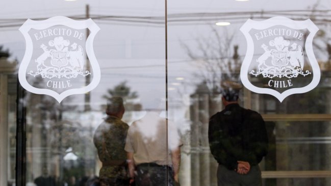 Contraloría veta de trabajos en las FF.AA. a familiares de oficiales de alto rango