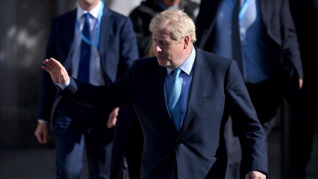 Johnson propone un acuerdo del 