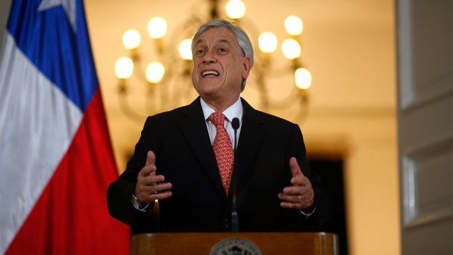 Presidente Piñera realizó una críptica publicación con toros