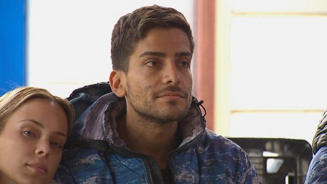 Filtran fotos de ex participante de reality trabajando como stripper