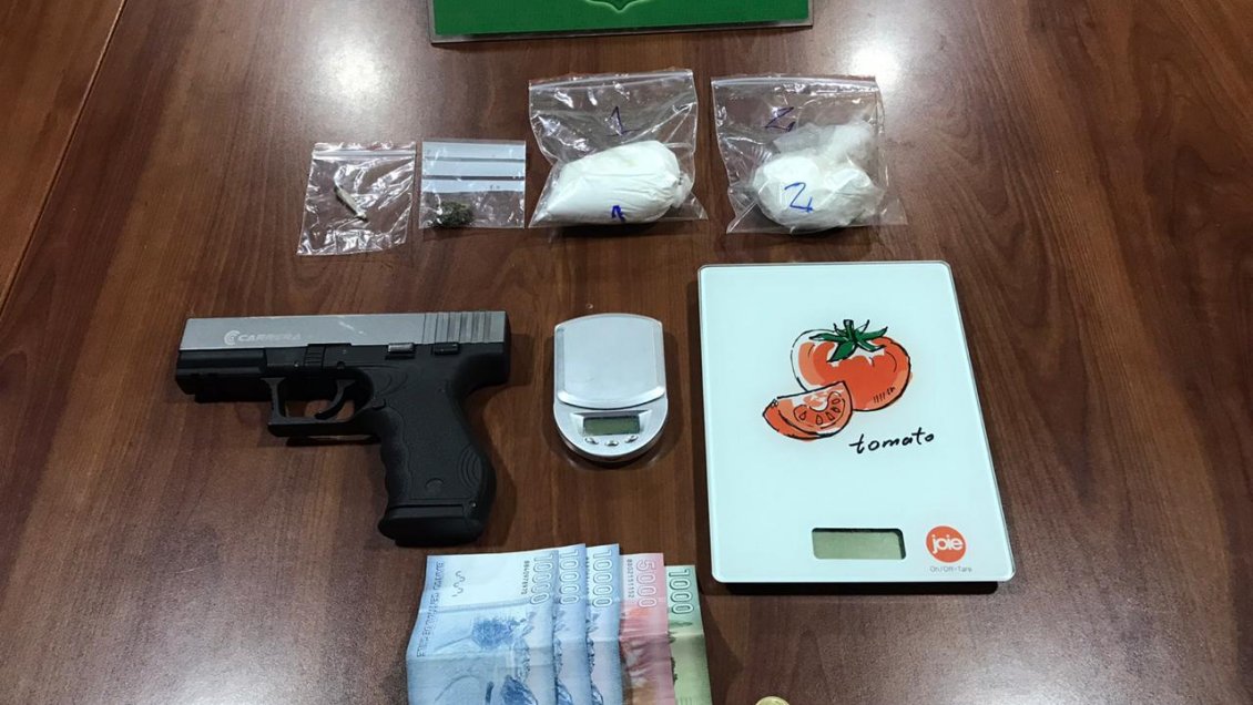 Detienen a dos personas acusadas de tráfico de drogas en Punta Arenas