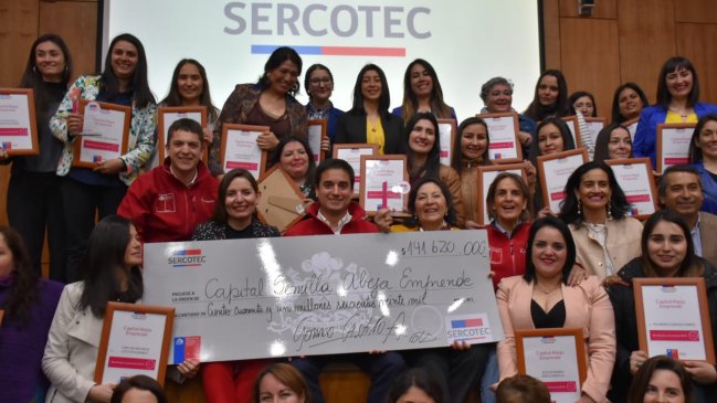 Mujeres emprendedoras del Maule recibieron más de 270 millones de pesos en subsidios