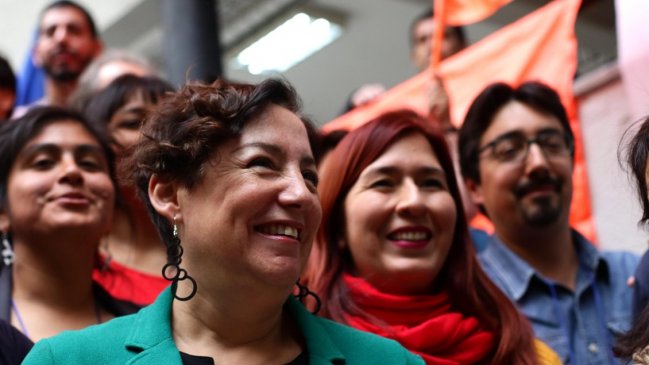 Beatriz Sánchez asume vocería del Frente Amplio, que se abre a 