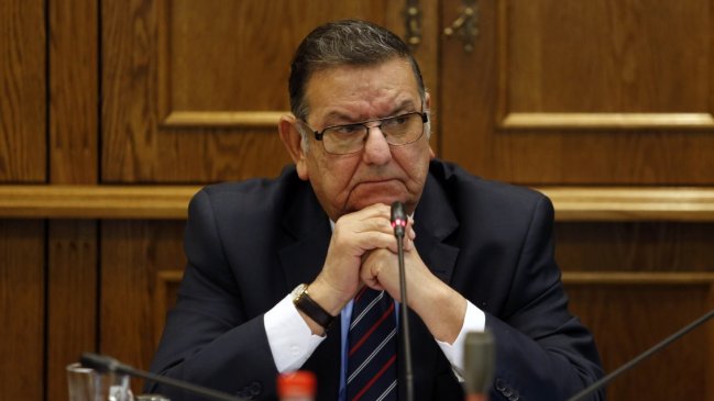 Quinteros cargó contra Allamand: Se sube al carro de la ministra Pérez de acusar al PS de todo