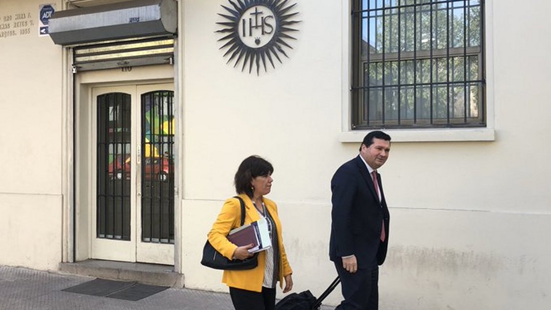 Fiscalía incautó información de jesuitas sobre abusos de Renato Poblete